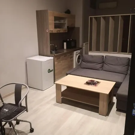 Studio1 *